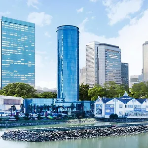 Sky Tower 5* באטומי